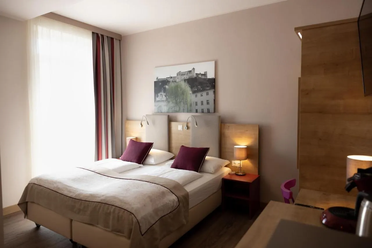 Hotel Max70 Salzburg