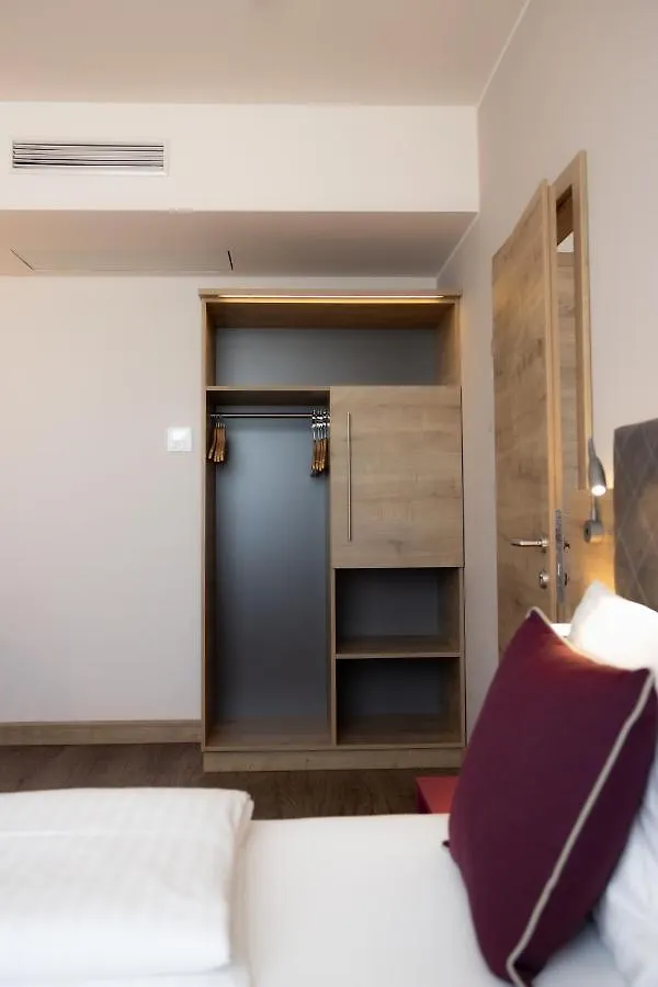 Hotel Max70 Salzburg