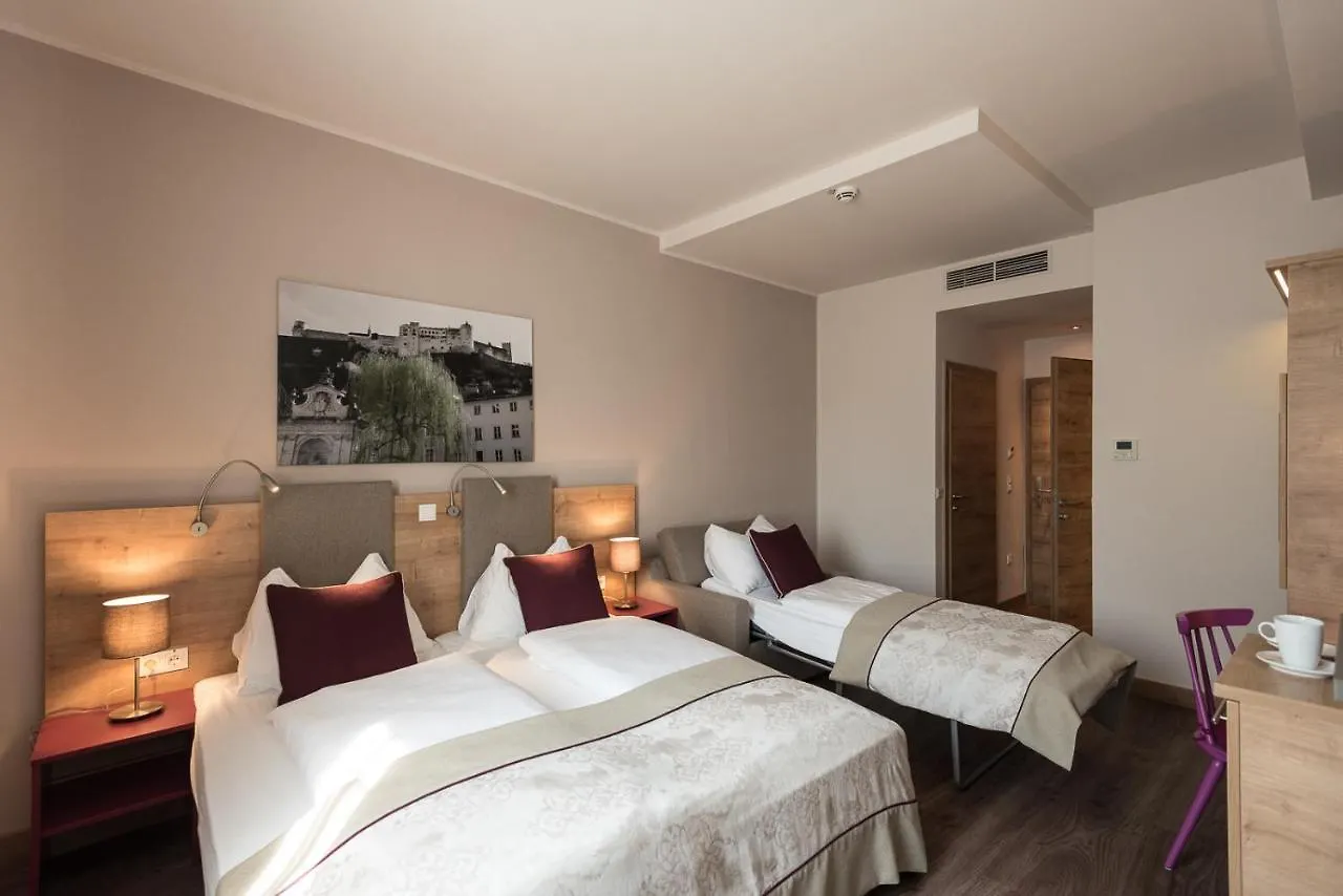 Hotel Max70 Salzburg