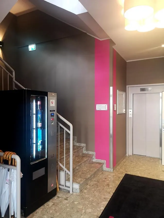 麦克斯70号酒店 萨尔茨堡 酒店